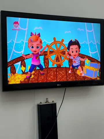LG 32-inch LED TV and Mi Setup box- Good Working Condition