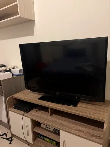 LG 42-inch LED TV - Perfect working condition, No Scratches or Damages