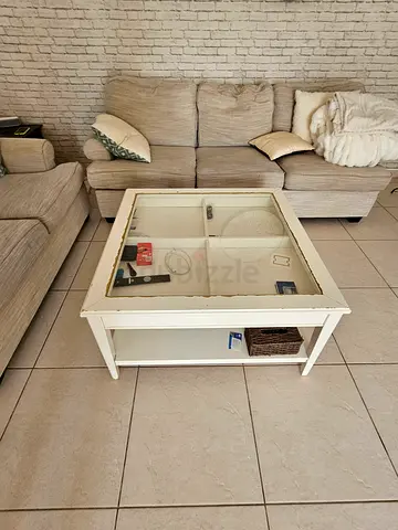 White ikea coffee table