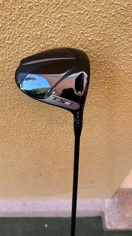 Titleist Tsr1 driver- good condition