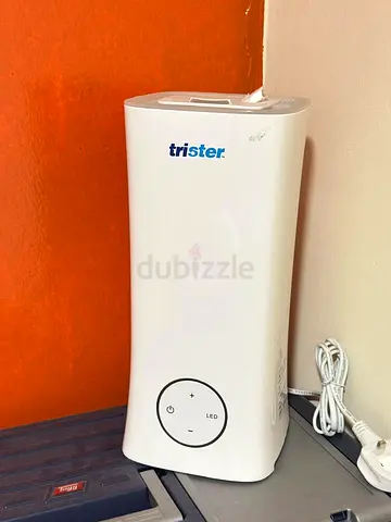 Trister Ultrasonic Humidifier / Air Moisturizer - Lightly Used
