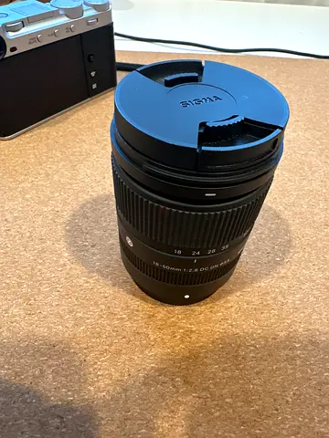 Sigma 18-50mm Zoom Lens (minimal used) - New Condition
