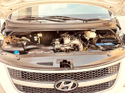 2013 Hyundai H1 — миниатюра 15