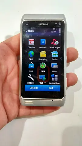 Nokia N8