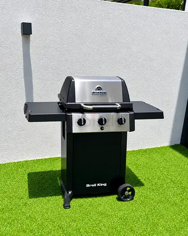 Boil king Gas Barbecue Very clean inside outside perfect working conditions