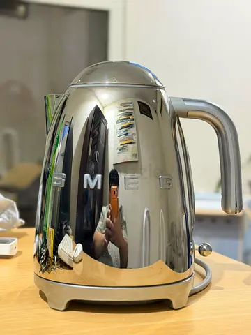Smeg Silver Kettle. Perfect condition