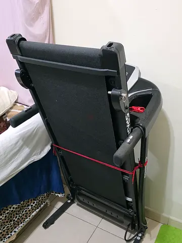 Treadmill in new condition