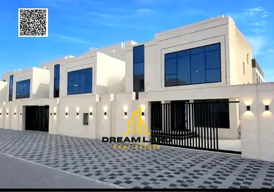 فيلا بمساحة حوش واسعة جدا قريبه من جميع الخدمات والسفير مول شاملة رسوم تسجيل شارع وسكه طابقين وروف تملك حر لجميع الجنسيات