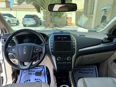 صورة 8 لـ 2019 Lincoln MKC