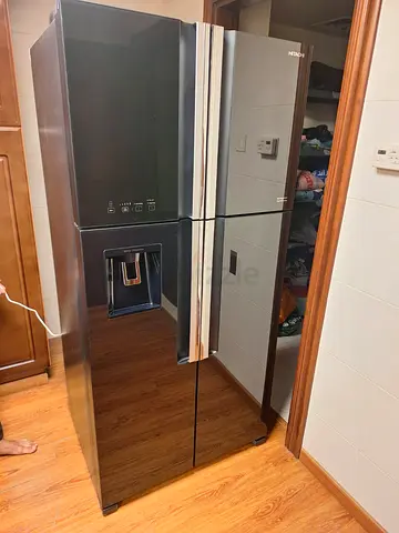 Hitachi fridge and freezer new model 4 doors fridge slightly used