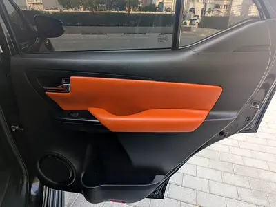 2021 Toyota FORTUNER — миниатюра 11