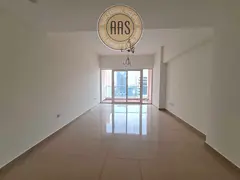 Like A Brand New Building Close To Park Spacious 2 2Bhk Apartment