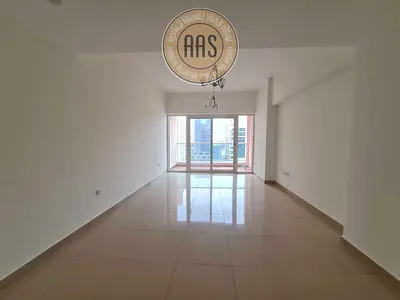 Like A Brand New Building Close To Park Spacious 2 2Bhk Apartment