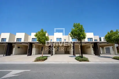 Chiller Free | Well Maintained | Near Expo