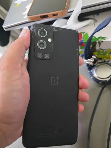 one plus 9 pro 16gb 256 gb dual sim back cracked rest neat and clean perfect phone Location Barsha
