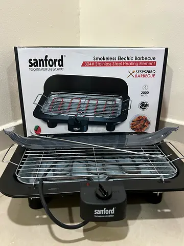 Electric barbecue grill