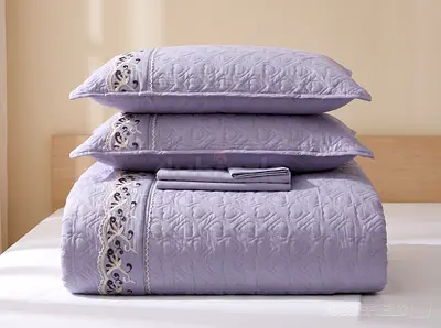Light Lavender Quilted Bedspread Set with Decorative Trim - Good Condition