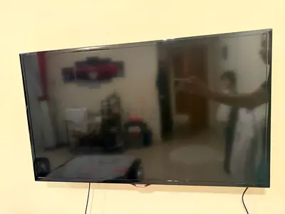 Samsung 43-inch LED TV - Excellent Working Condition