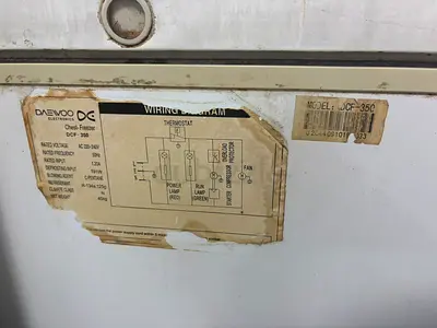 Daewoo Chest Freezer DCF-350 – 350L