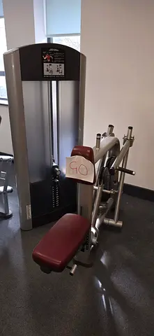 Life Fitness Signature Series Seated Row