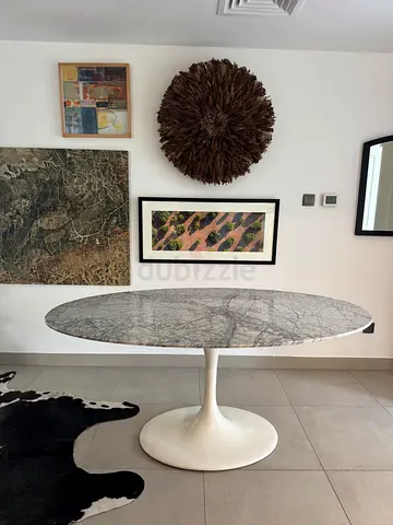 White Tulip Dining Table with Solid Marble Top