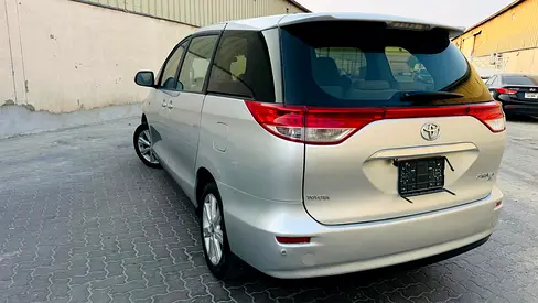 2011 Toyota PREVIA — фото 4