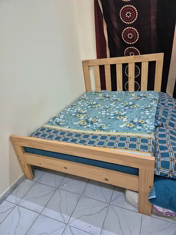 Ikea Bed with pan emirates metress