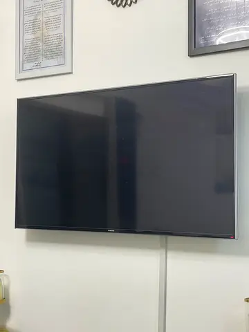 Flat screen LED TV - good working condition