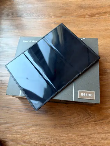 Samsung Galaxy Z Trifold