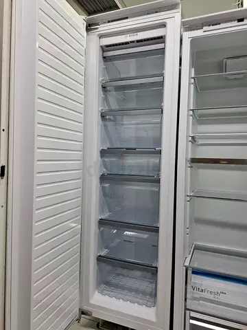 Bosch built in fridge freezer set same like new condition