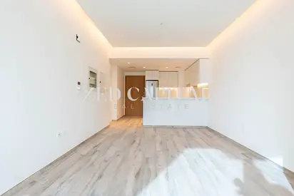 Prime Location | Ready to Move | Amazing City View