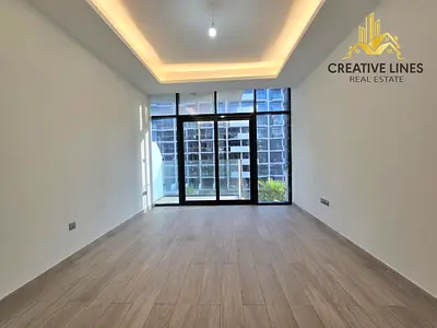 SPACIOUS STUDIO - READY TO MOVE