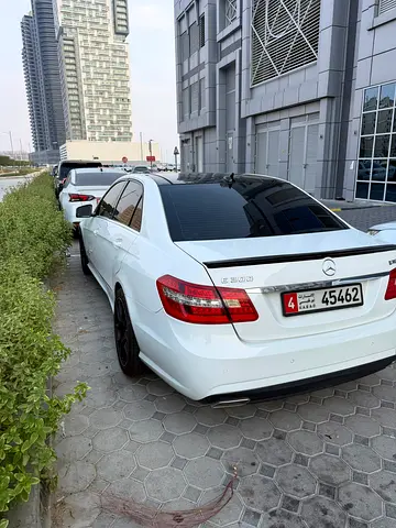 2013 Mercedes-BENZ E-CLASS 照片 9