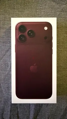 Iphone 18 pro Max Burghundy 256 GB