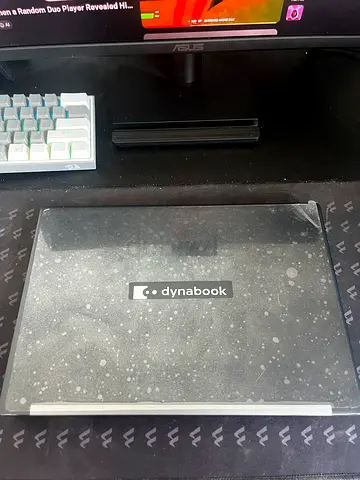 Dynabook Portégé 32GB RAM / 512GB SSD (Like New) + Logitech Mouse