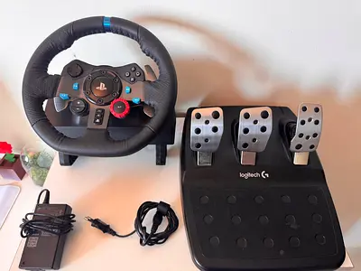 Logitech G29 Driving Force Racing | Wheel + Pedals + Cables | PS4-PS5 | Like New.
