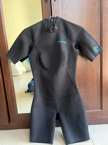 Women's shorty neoprene wetsuit (size medium) - good condition