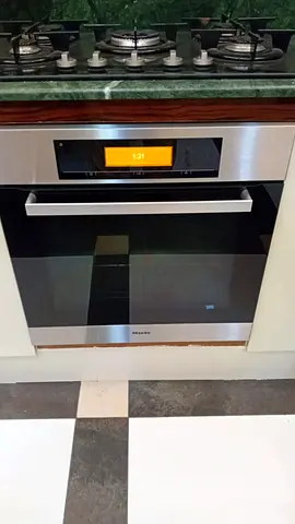 Built-in Miele Electric Oven in Good Working Condition