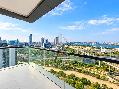 Panoramic Creek & Burj Khalifa View | 1BR | 1 Month Free|Chiller Free & Gas Free