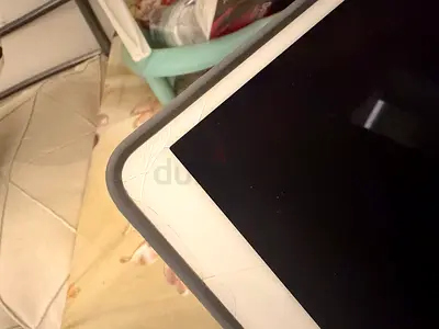 iPad with cracked screen - air 3 with Logitech keyboard