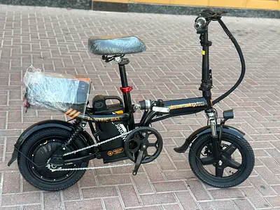 Compact Foldable Electric Bike — Lightweight City E-Bike