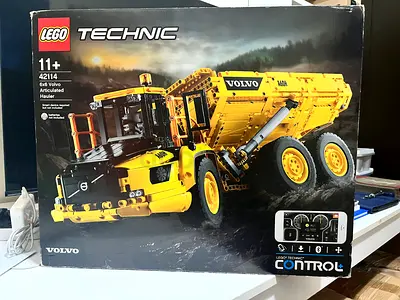 LEGO Technic 42114 Volvo Articulated Hauler (Sealed Box)