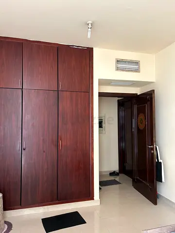 Single Room for rent for a bachelor!
