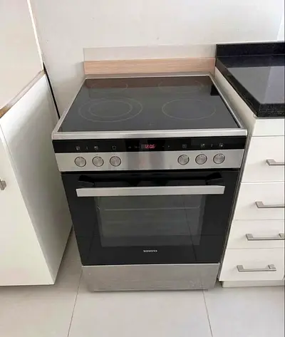 Siemens 60x60cm iQ300 Electric Cooker HK9R3A250M Silver