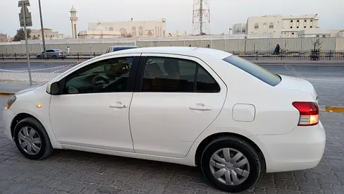2008 Toyota YARIS 照片 3
