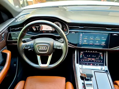 2021 AUDI Q8 — фото 10