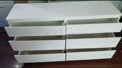 White 8-Drawer Low Dresser / Storage Chest - Good Condition