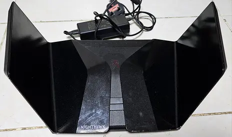 NETGEAR Nighthawk AXE450 WiFi 6E Tri‐Band AXE10000 Gaming Router