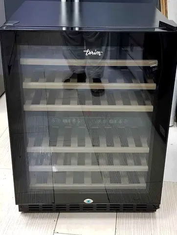 Terim dual Temperature Wine Cooler / Beverage with Wooden Shelves -
