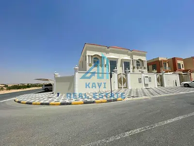 Modern 5 Bedroom Villa for Rent in Al Hoshi, Sharjah